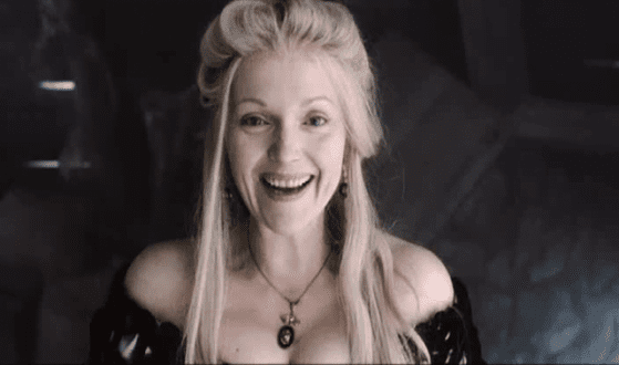 Lady_Van_Tassel_smile